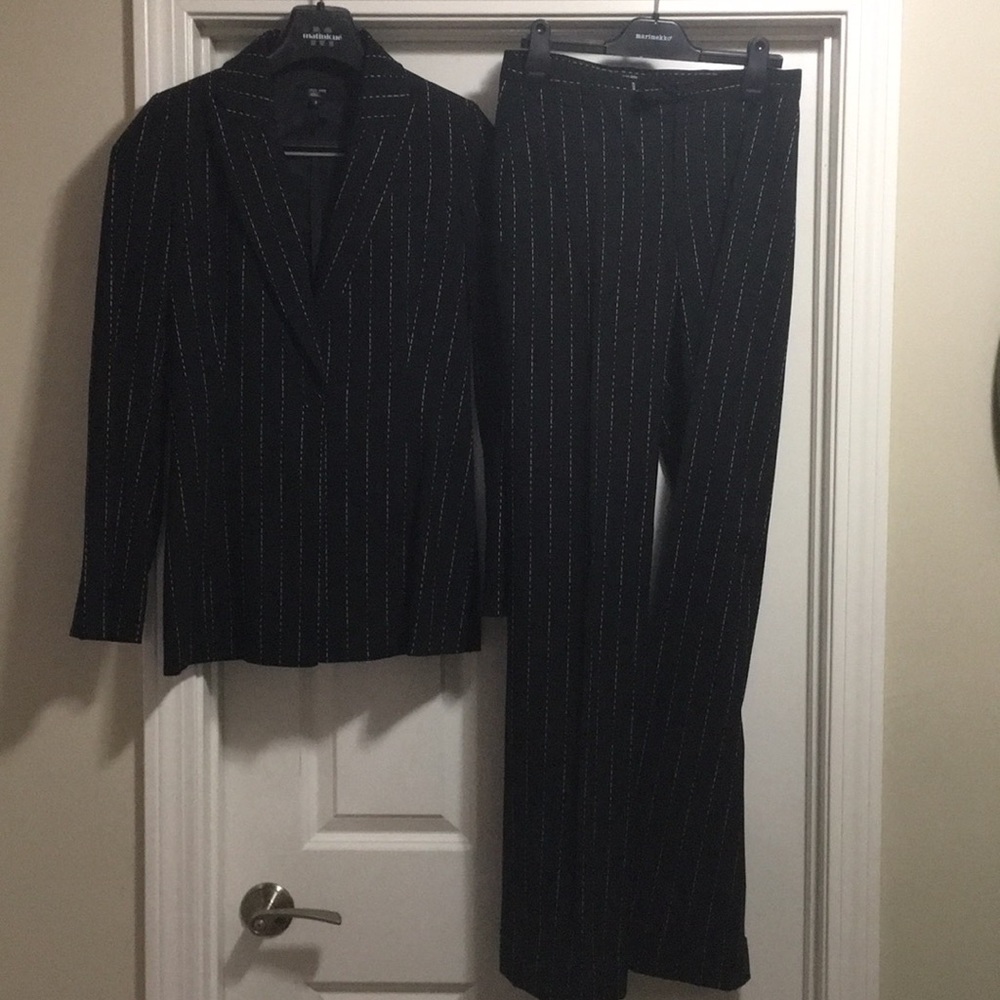 Philippe Aden Pants Suit & Blazer
